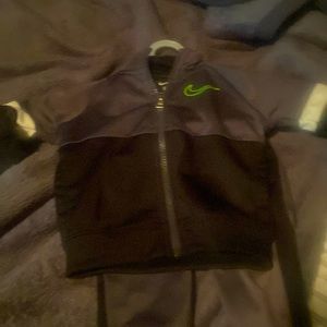 Nike track suit 9months